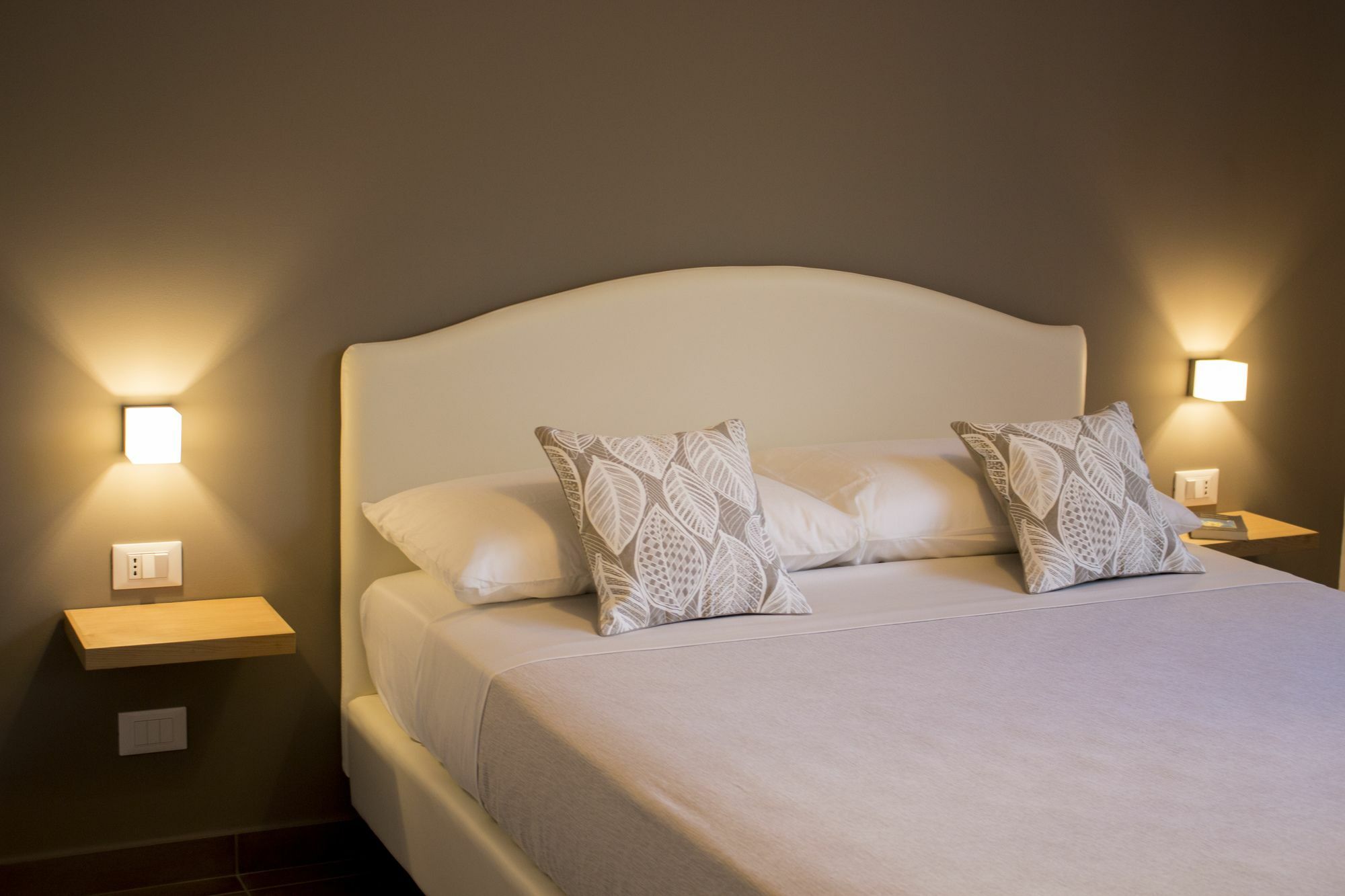 Mondello Martini Hotel Bagian luar foto
